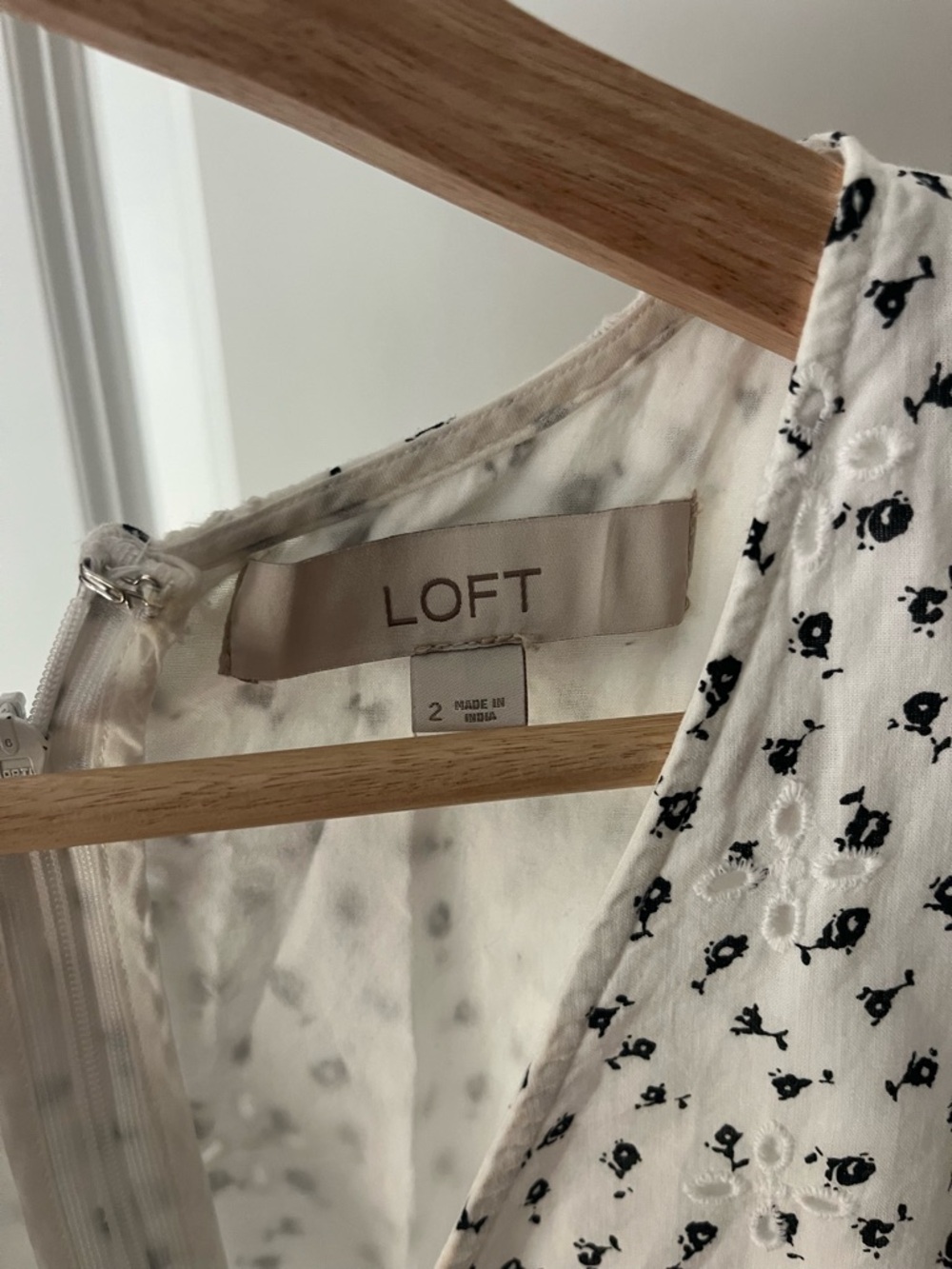 White Floral Sundress with Ruffle Sleeves - Picture 4 of 5